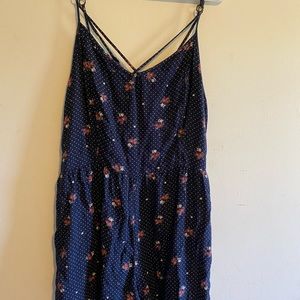 American eagle Cute floral strappy back romper